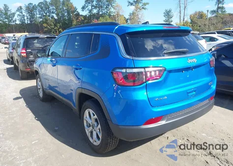 2025 Jeep Compass Latitude 4X4 from USA, damaged, VIN 3C4NJDBN7ST579819